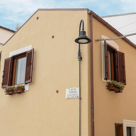 Iamartinoapartments Термоли Екстериор снимка