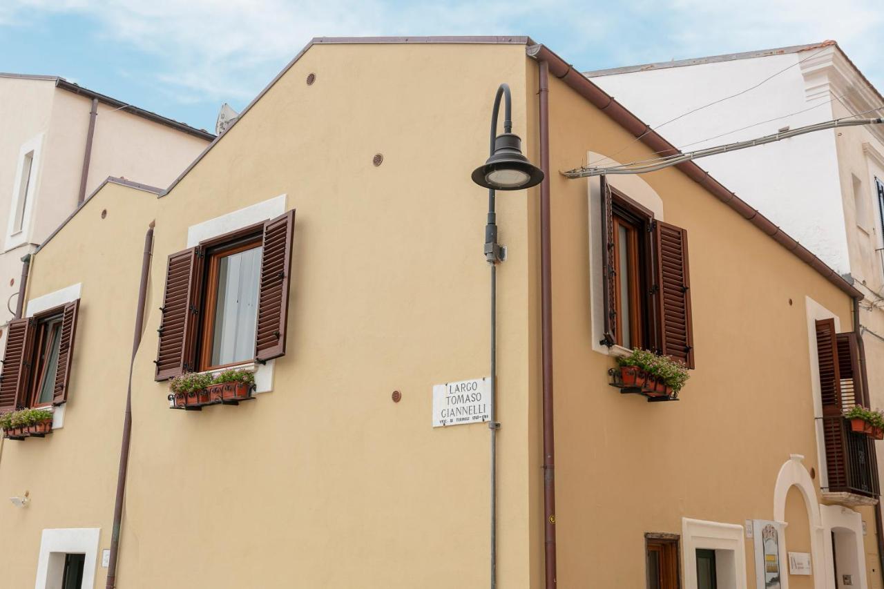 Iamartinoapartments Термоли Екстериор снимка